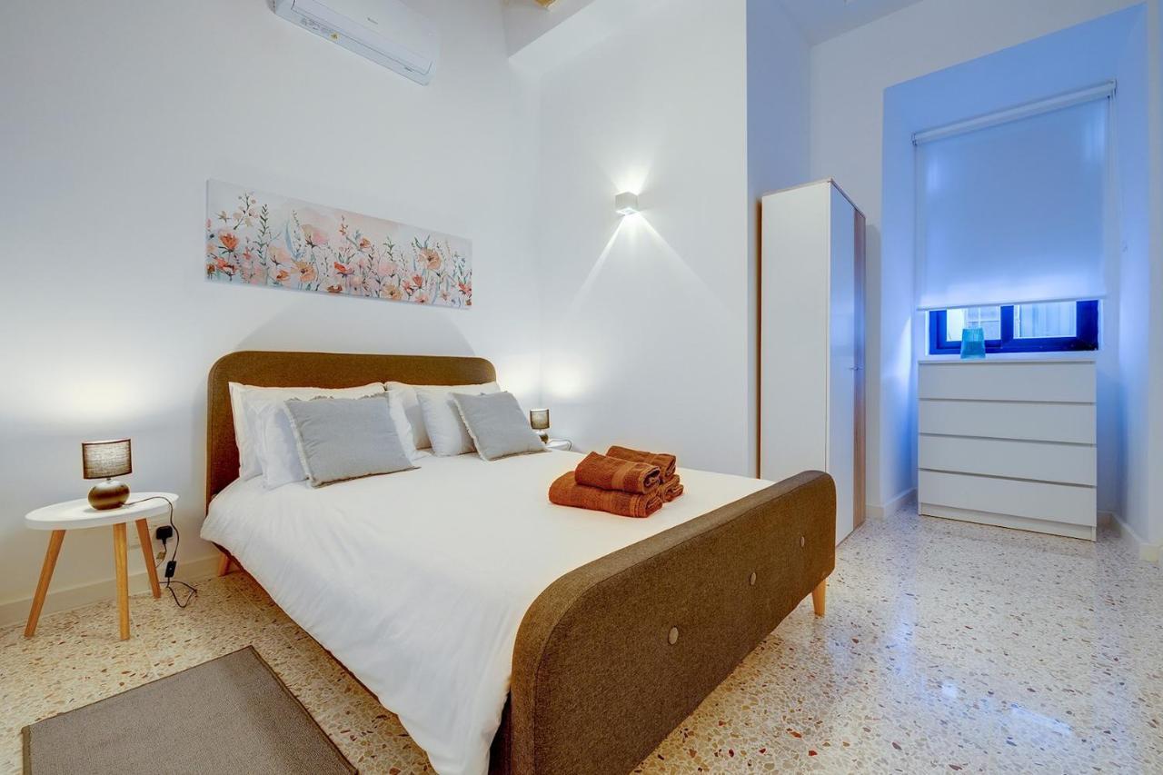 Comfy 2 Bedroom Flat In The Heart Of Valletta Luaran gambar
