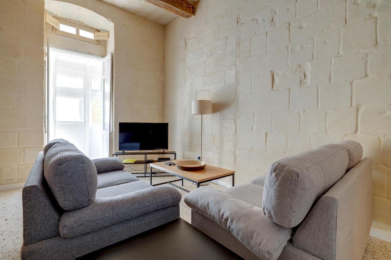 Comfy 2 Bedroom Flat In The Heart Of Valletta Luaran gambar
